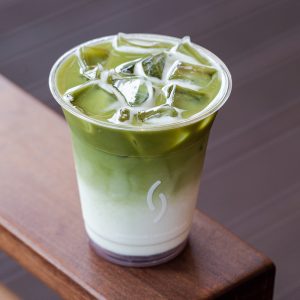 Iced Matcha de Lavanda